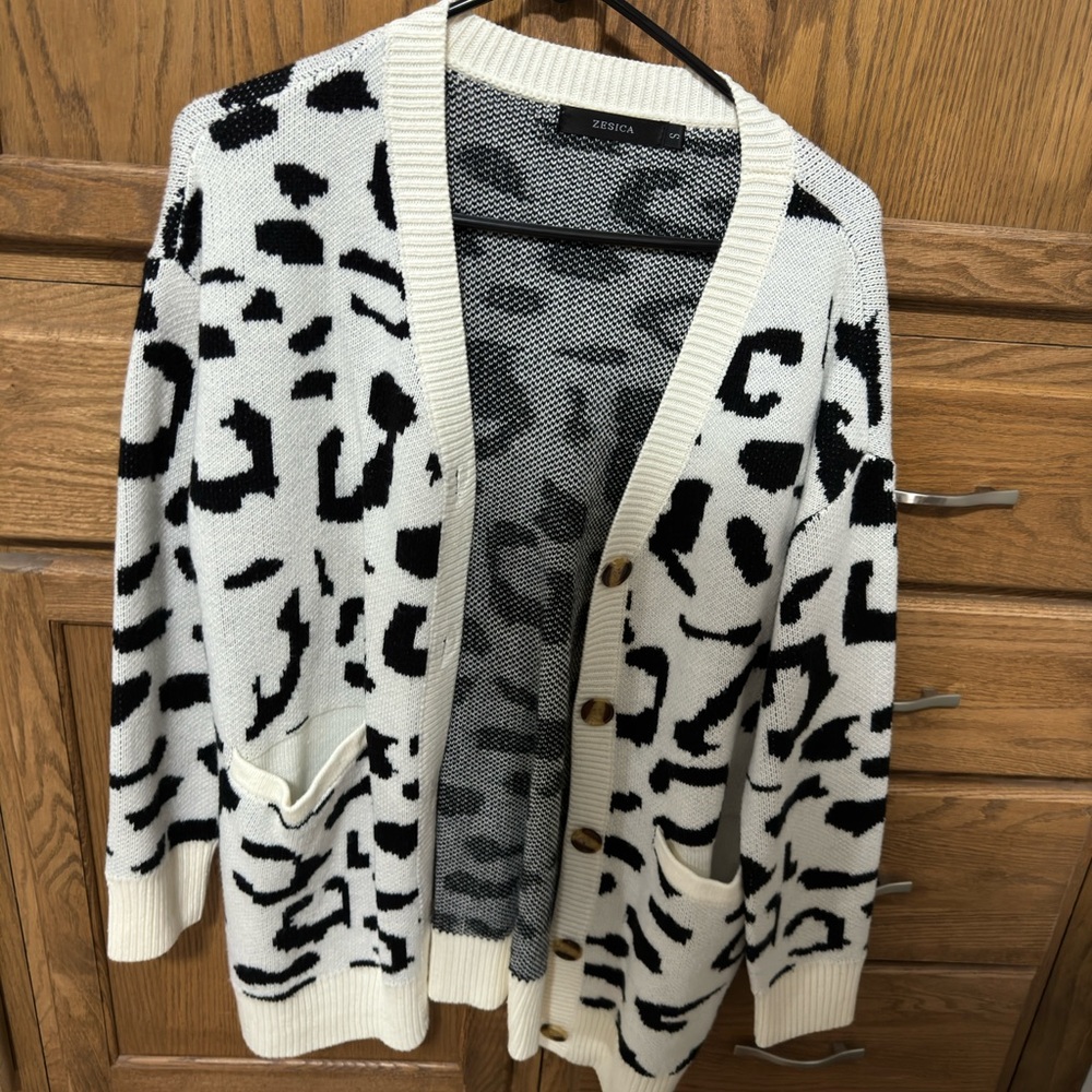White and Black leopard cardigan